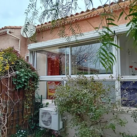 Maison Climatisée Dans Jardin * Torreilles